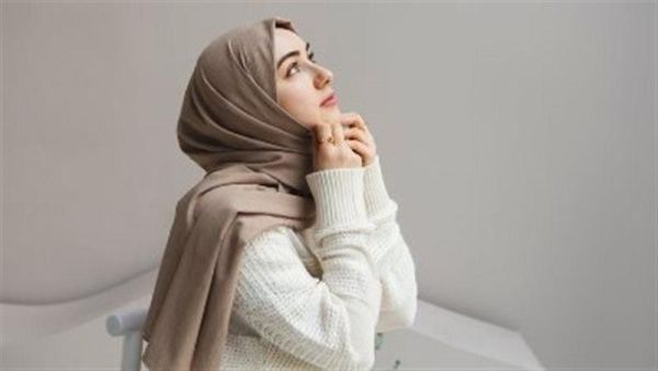تفسير حلم شراء الحجاب للعزباء