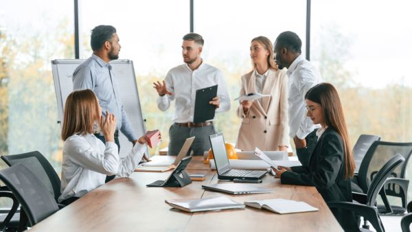 عبارات قوية لبدء شهر جديد بخطوات ثابتة نحو النجاح