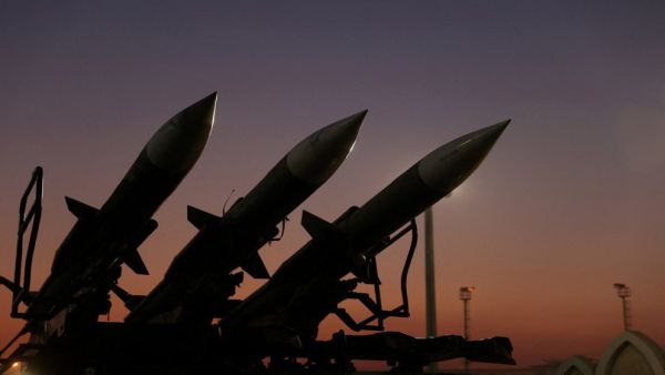 صواريخ إيرانية معروضة في متحف القوات الجوية التابعة للحرس الثوري في طهران