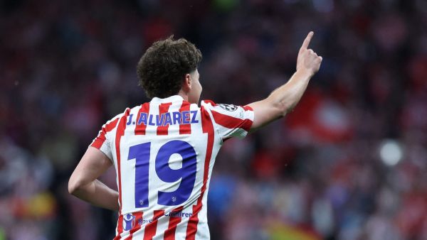 تقارير أرجنتينية تكشف: برشلونة يتوصل لاتفاق مع ألفاريز