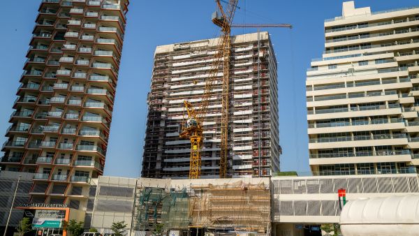 Azizi Developments reaches 66% construction completion at Creek Views III