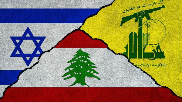 صورة رمزية تُظهر العلم اللبناني بين العلم الإسرائيلي وشعار حزب الله