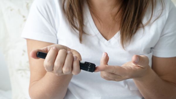 أعراض مقاومة الإنسولين عند النساء: 10 علامات لا يجب تجاهلها وكيفية علاجها