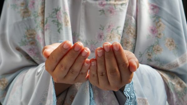 دعاء لأبي المتوفي بعد مرور شهر 