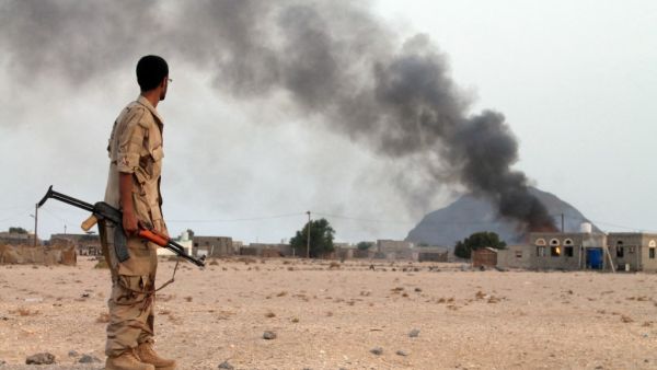 10 Yemeni soldiers killed and wounded in Houthi drone strike in Ma'rib