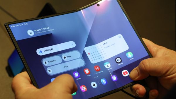 Samsung Foldable Phone