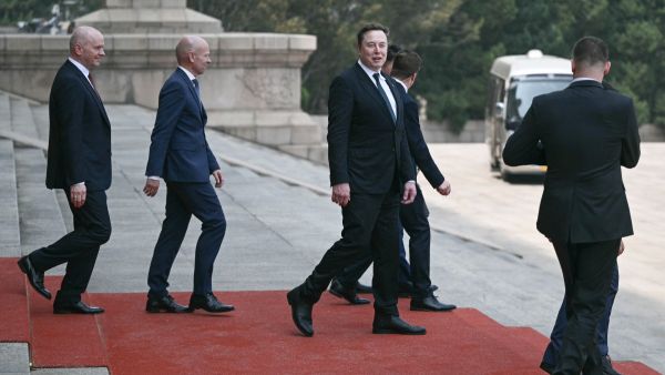 Elon Musk in China