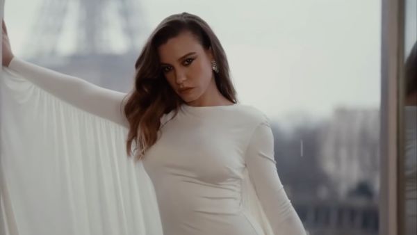 Serenay Sarıkaya