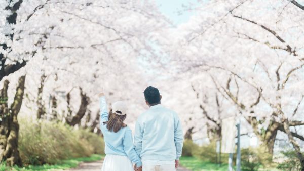 كيف تعرف أن الرجل وقع في الحب؟ علامات لا يمكن تجاهلها