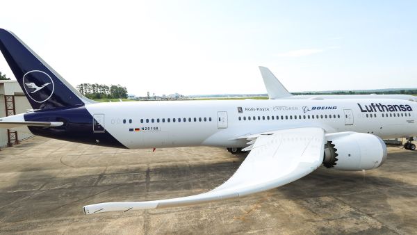 Boeing, Lufthansa, Rolls-Royce partner to test technologies to improve fuel efficiency, reduce noise