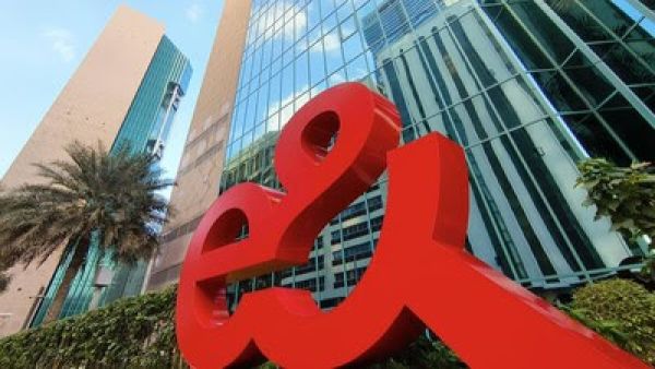 e& Announces USD 5.95 Billion Sale of Vodafone Investment