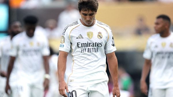 غونزالو غارسيا يودع جماهير ريال مدريد