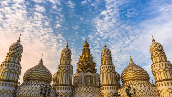 Global Village Invites F&B Businesses to Bring Their Food Concept to Life at Season 31 