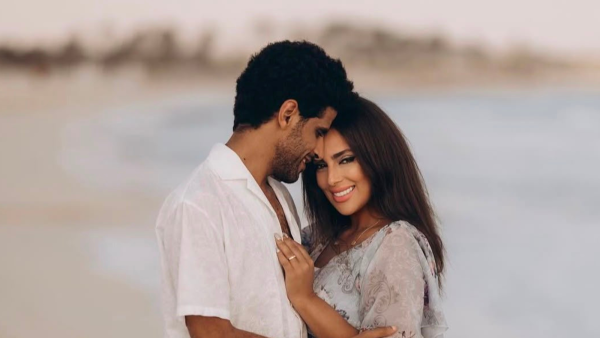 صدمة لجمهور الفن المصري..انفصال حمدي الميرغني عن زوجته إسراء عبد الفتاح