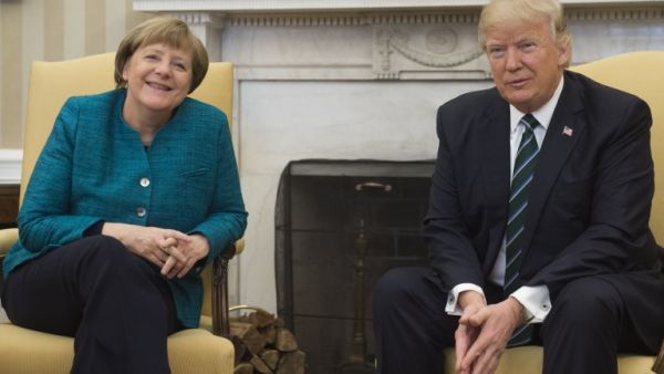(FILES) In this file photo taken on March 17, 2017, US President Donald Trump and German Chancellor Angela Merkel meet in the Oval Office of the White House in Washington, DC. German Chancellor Angela Merkel visits US President Donald Trump on April 27, 2018 for a last-ditch European effort to prevent a transatlantic trade war and save the Iran nuclear deal.
(SAUL LOEB / AFP)