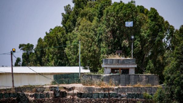 A picture taken on May 10, 2018 shows a UN outpost in the border area between the Israeli-occupied Golan heights and Syria near the southwestern Syrian village of al-Rafid. (Mohamad ABAZEED / AFP)