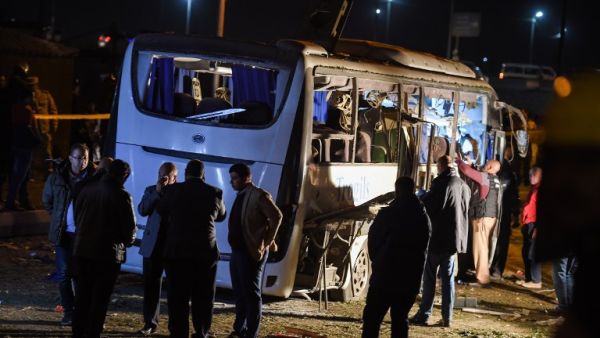 A tourist bus which was attacked in Giza province south of the Egyptian capital Cairo. (MOHAMED EL-SHAHED / AFP)