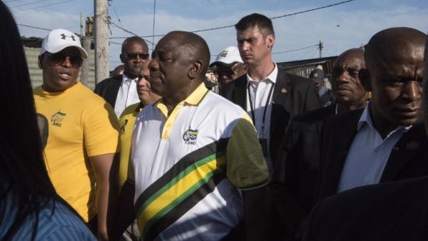 South African President and president of the ruling party, the African National Congress (ANC), Cyril Ramaphosa (C-L) (AFP)
