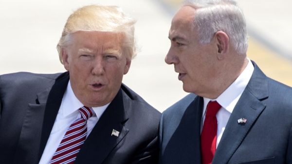 Israeli Prime Minister Benjamin Netanyahu (R) and US President Donald Trump (AFP)