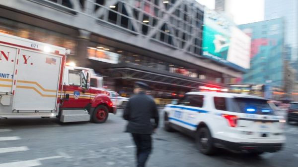 A fire truck arrives after a reported explosion at the Port Authority Bus Terminal on Dec. 11, 2017 in New York (Bryan R. Smith/AFP)