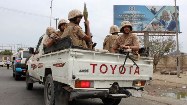Fighters from Yemen's southern separatist movement sit in the back of a pick-up truck in the country's second city of Aden on Jan. 28, 2018, during clashes with forces loyal to the Saudi-backed president (SALEH AL-OBEIDI / AFP)