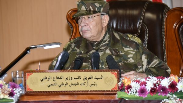  إشاعة إقالة صالح تعززت بعد صدور بيان عن الرئاسة أفاد بأن الرئيس الجزائري، عبدالعزيز بوتفليقة، سيستقيل