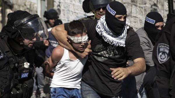 وخاطب الحمدلله الأسرى قائلاً : اليوم يقف شعبنا موحداً، خلف مطالبكم الإنسانية العادلة، لنبرز للعالم عدالة قضيتكم وقدسيتها".