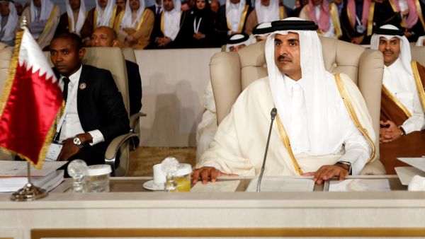  رئيس حركة النهضة التونسية راشد الغنوشي، لحق بأمير دولة قطر