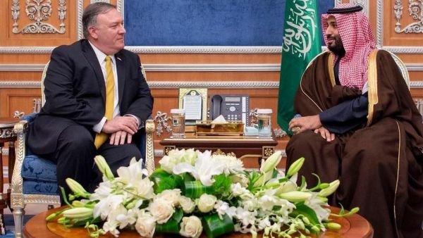 تصاعدت الحرب بين ميليشيات الحوثي المدعومة من إيران وقوات الشرعية المعترف بها دوليا في آذار/مارس 2015.