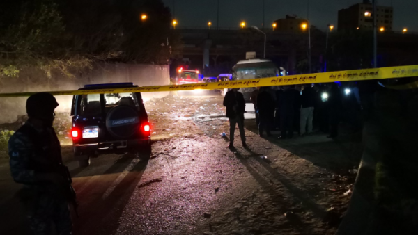 انفجار اصاب حافلة للسياح في مصر 