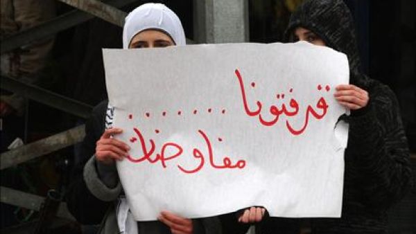 انتوا قرفتوا.. بس صائب عريقات لساته ما قرف!
