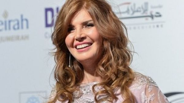 ميرفت أمين تنضم لـ(البيت الأبيض)