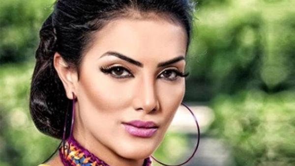 Houriya Feghali still looks good as she approaches 40. (Facebook)