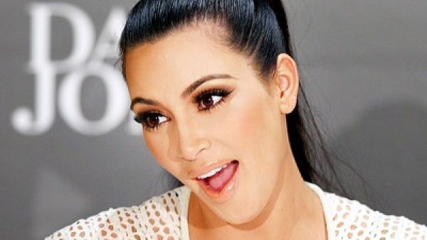 كيم كارداشيان تكشف حقيقة مثيرة حول (مؤخرتها)