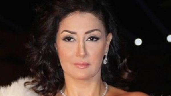 بعد تشخيص خاطىء غادة عبد الرازق تطمئن جمهورها و تعود