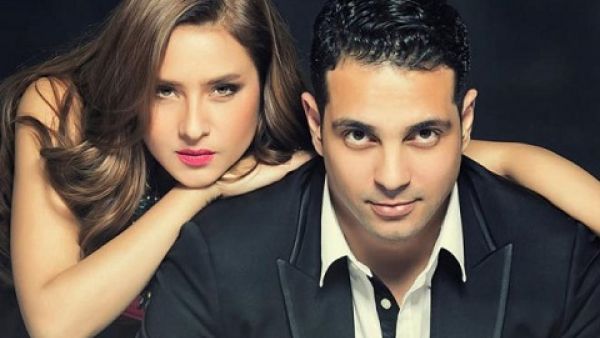 طليق نيللي كريم يتعمد إحراجها أمام جمهورها!