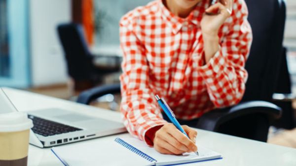 توقعات الأبراج اليوم الخميس 15 حزيران/يونيو 2018(shutterstock)

