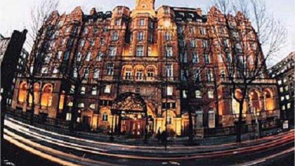 ماي تؤكد مضي خطط بريطانيا للخروج من الاتحاد وفق الجدول المحدد
