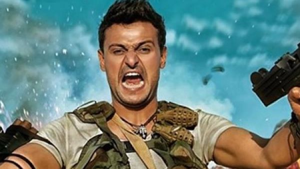 رامز جلال...هل يعتزل برامج المقالب؟ 