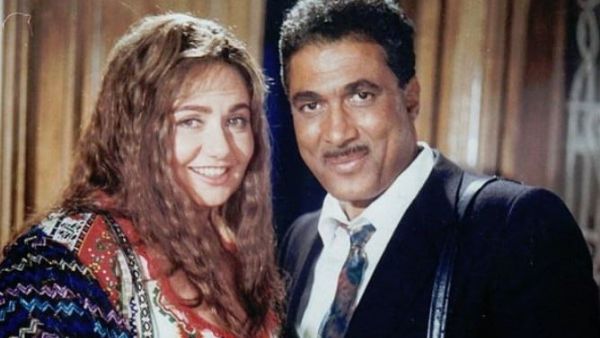 صورة تجمع الفنان الراحل أحمد زكي والفنانة ليلى علوي