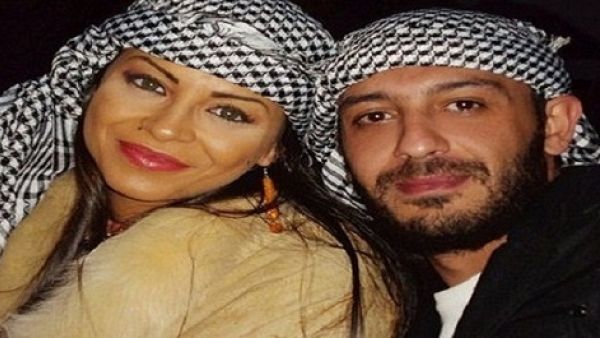 هل عادت دوللي شاهين الى طليقها؟