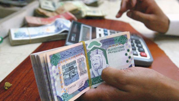 خبير سعودي: القطاع البنكي سينتعش في 2017
