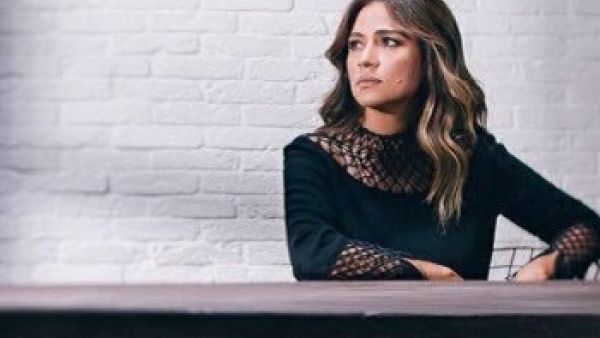 جوليا بطرس تطرح (إحذر)