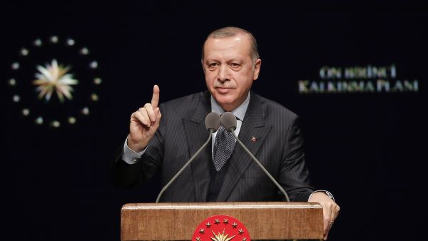 أوردوغان يبتعد عن أوروبا