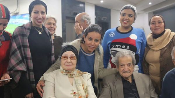 العريس والعروس والاحباب