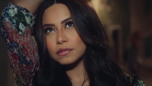 شيرين تلغي جولتها الأوروبية بشكل مفاجىء و الاسباب مجهولة