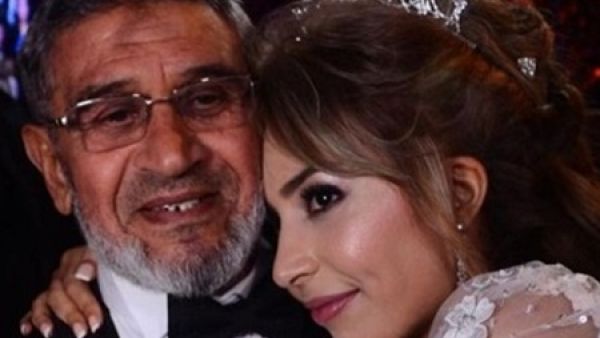 جنات تفقد والدها