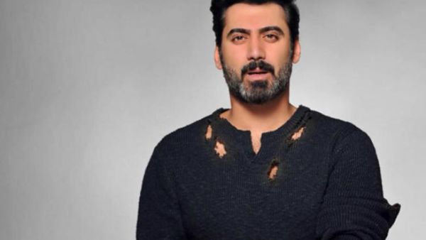 الفنان الكويتي محمد علاوي