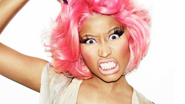  نيكي ميناج في أسبوع الموضة بنيويورك​