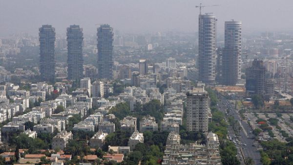 A picture shows a general view of the skyline of the Israeli city of Tel Aviv (AFP/File Photo)	